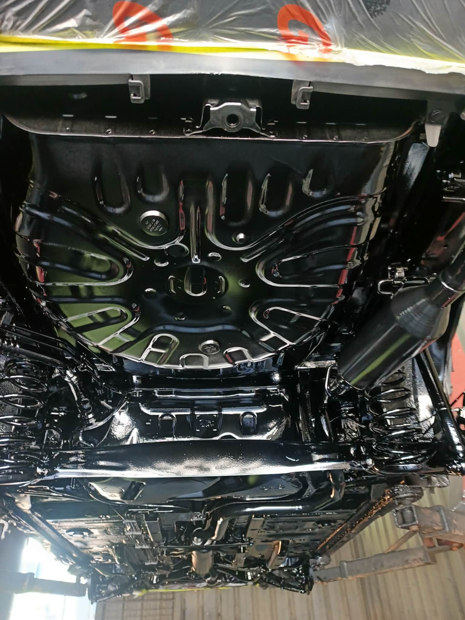 Premium rubberized glossy undercoating option